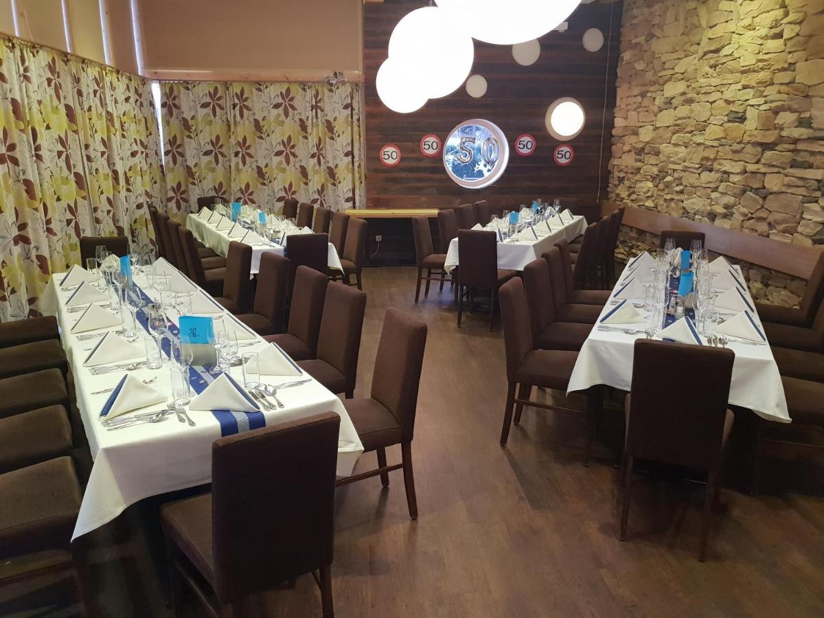 Restaurant Gaestehaus Seiger Sankt Lorenzen bei Knittelfeld Exterior foto